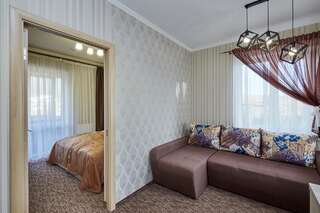 Отель Kasimir Hotel Rooms Буковель Улучшенные апартаменты-3