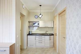 Отель Kasimir Hotel Rooms Буковель Улучшенные апартаменты-6